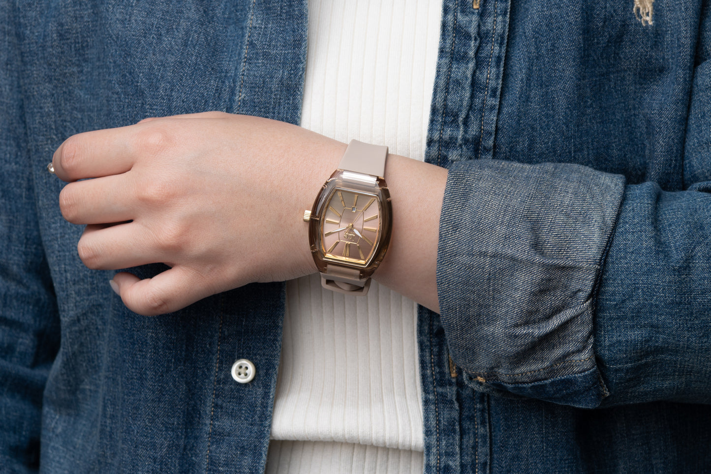 ICE DOME Warm Taupe